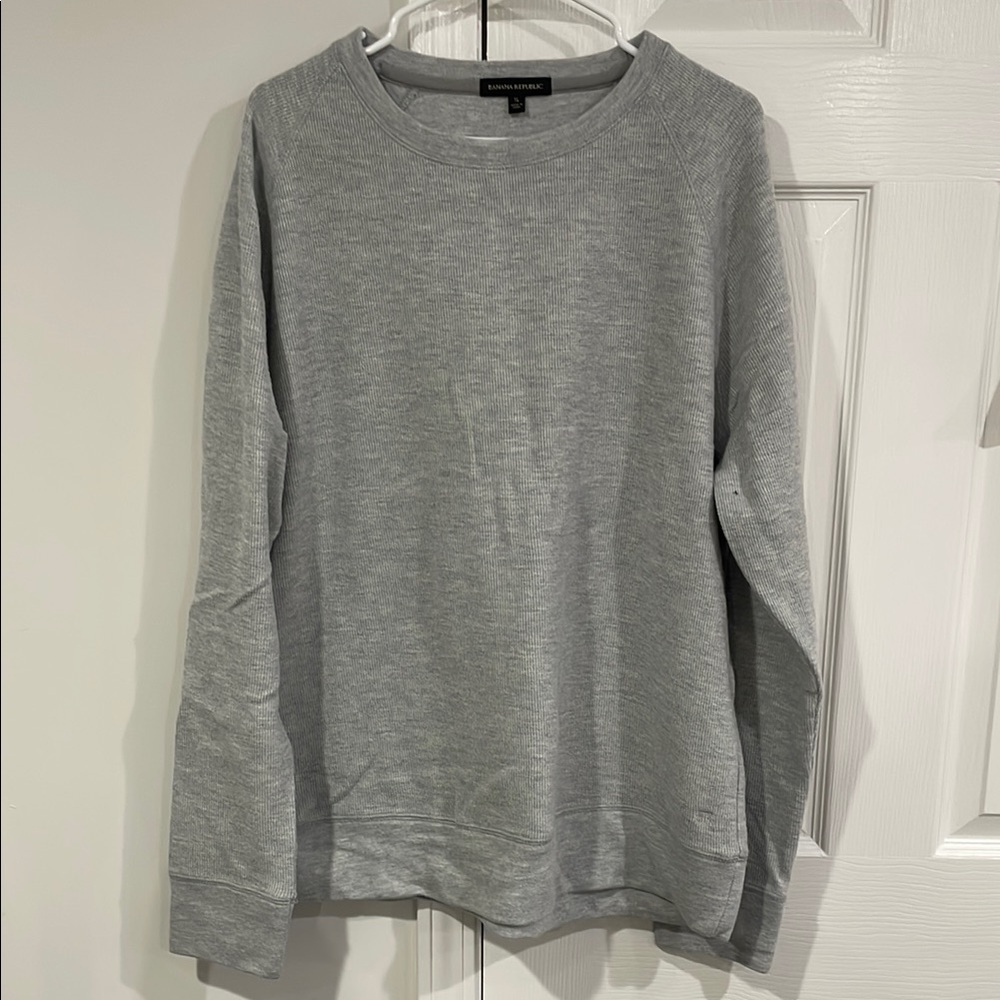 Banana Republic Gray Long Sleeve Tee Henley Size XL